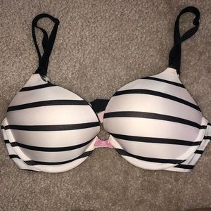 Victoria’s Secret push up bra 34C